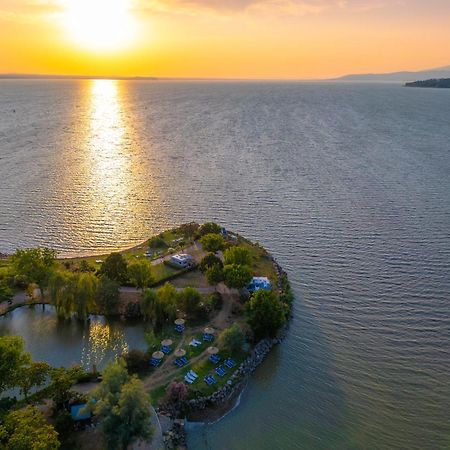 Trasimeno Glamping Resort Маджоне Экстерьер фото
