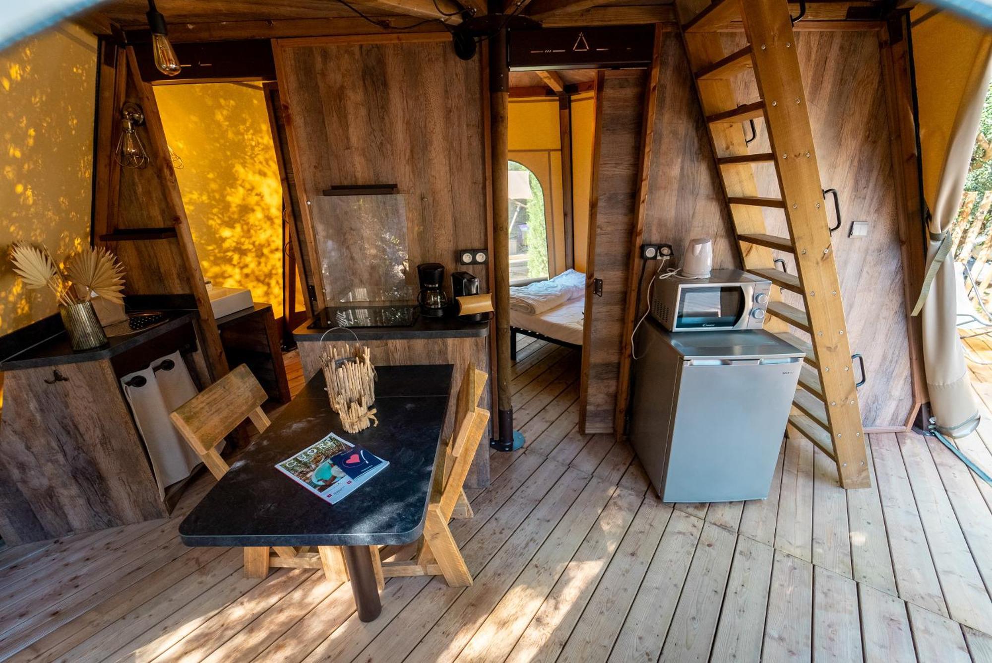 Trasimeno Glamping Resort Маджоне Экстерьер фото